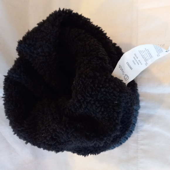 Youth Winter Hat - Picture 5 of 10